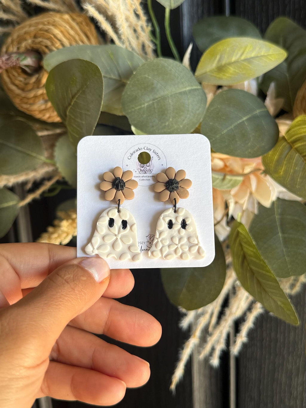 Neutral Ghost Earrings, Halloween Polymer Clay Earrings, Floral Ghost Dangle Earrings, Boho Halloween Jewelry, Spooky Cute Fall Earrings