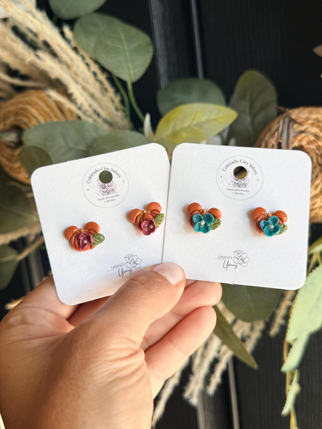 Mini Mouse Pumpkin Stud Earrings, Fall Polymer Clay Earrings, Floral Pumpkin Earrings, Autumn Studs, Thanksgiving Jewelry, Cute Fall Gift