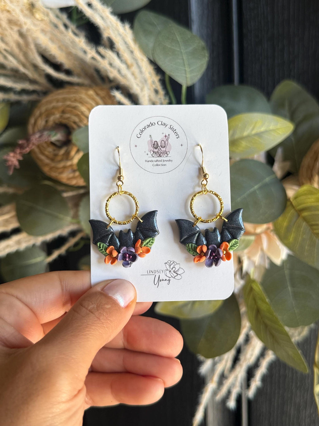 Floral Bat Earrings, Halloween Polymer Clay Earrings, Gothic Dangle Earrings, Witchy Jewelry, Spooky Floral Earrings, Halloween Gift