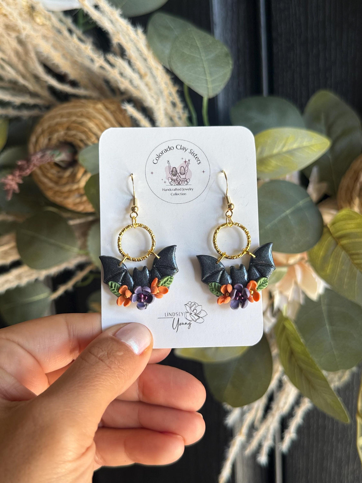 Floral Bat Earrings, Halloween Polymer Clay Earrings, Gothic Dangle Earrings, Witchy Jewelry, Spooky Floral Earrings, Halloween Gift